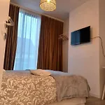 Comfy 9052 3*