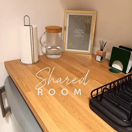 Comfy 9052 Bed & Breakfast 3*