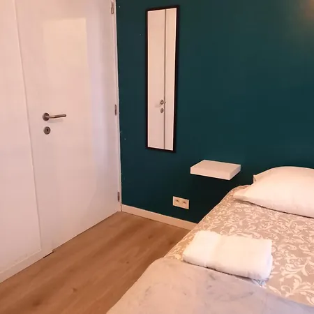 B&B Comfy 9052 헨트