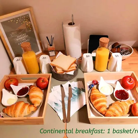 Comfy 9052 فندق مبيت وإفطار خنت